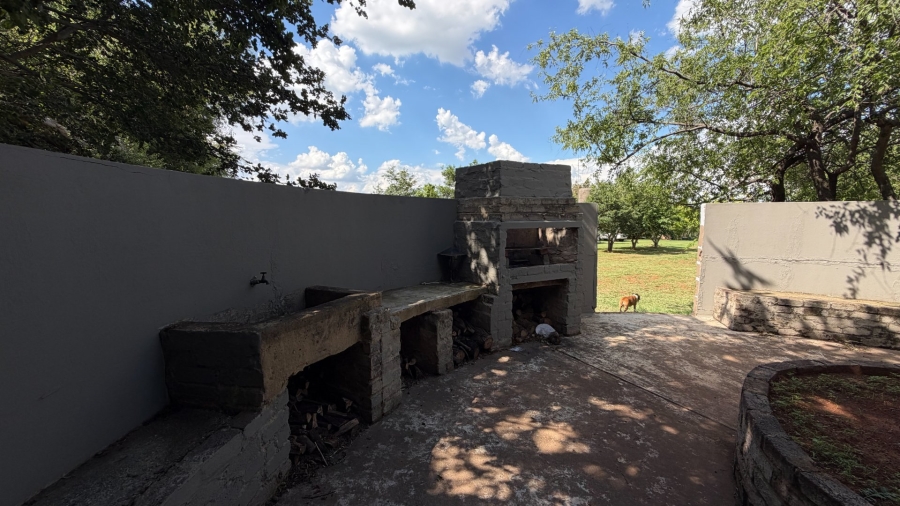 Commercial Property for Sale in Wilgeboom A H North West